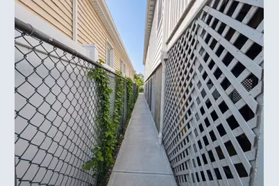 458 Beach 46th Street, New York City, NY 11691 - Photo 26
