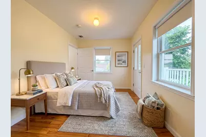458 Beach 46th Street, New York City, NY 11691 - Photo 4