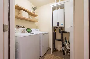 458 Beach 46th St, New York City, NY 11691 - Photo 6