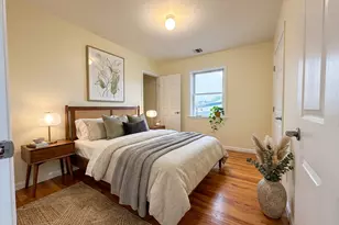 458 Beach 46th St, New York City, NY 11691 - Photo 2