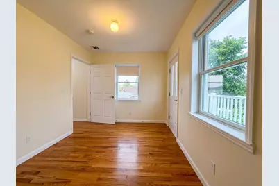 458 Beach 46th Street, New York City, NY 11691 - Photo 14