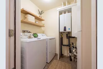 458 Beach 46th Street, New York City, NY 11691 - Photo 6