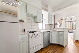 798 President St, New York City, NY 11215 - Photo 6