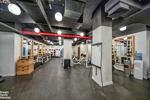 245 W 99th St, New York City, NY 10025 - Photo 18