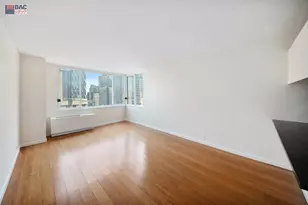 350 W 50th St, New York City, NY 10019 - Photo 2