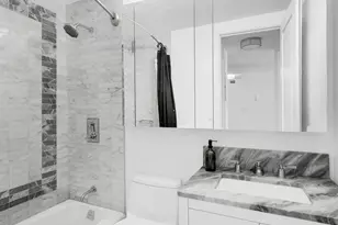 200 E 94th St, New York City, NY 10128 - Photo 6