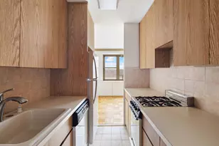 900 W 190th St, New York City, NY 10040 - Photo 4
