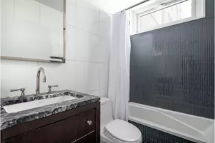 212 E 47th St, New York, NY 10017 - Photo 4