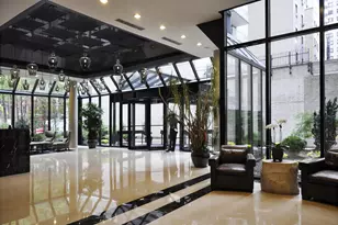 212 E 47th St, New York, NY 10017 - Photo 6