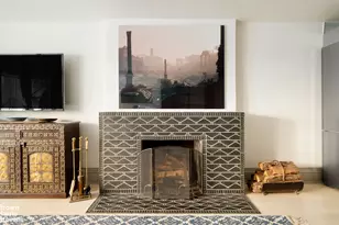 40 Remsen St, New York City, NY 11201 - Photo 4