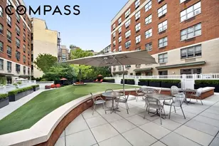 516 W 47th St, New York City, NY 10036 - Photo 10