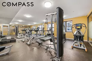 516 W 47th St, New York City, NY 10036 - Photo 8