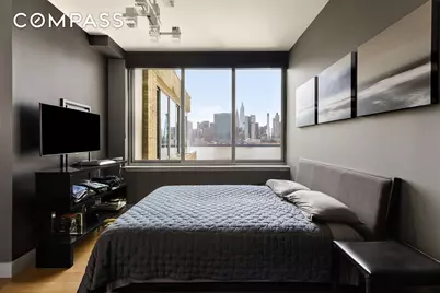46-30 Center Boulevard #610, New York City, NY 11109 - Photo 8