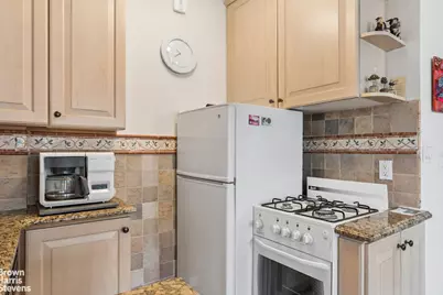 150 Burns Street #3F, New York City, NY 11375 - Photo 10