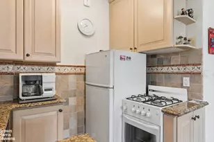 1-50 Burns St, New York City, NY 11375 - Photo 10