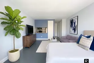 350 W 50th St, New York City, NY 10019 - Photo 2