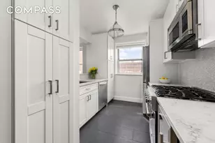 68-61 Yellowstone Blvd, New York City, NY 11375 - Photo 4