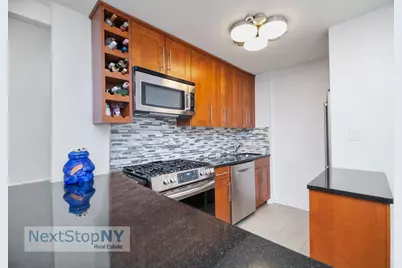 235 E 57th Street #2B, New York City, NY 10022 - Photo 6