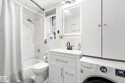 517 W 48th Street #5F, New York City, NY 10036 - Photo 6