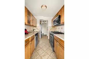 3 Sheridan Square, New York City, NY 10014 - Photo 6