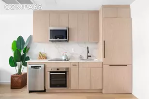 1218 Putnam Ave, New York City, NY 11221 - Photo 2