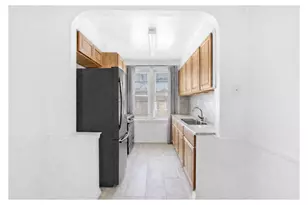 211 E 56th St, New York City, NY 11203 - Photo 8