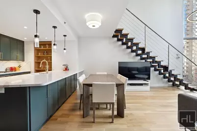 464 W 44th Street #PHC, New York City, NY 10036 - Photo 2