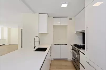 301 W 53rd Street #4K, New York City, NY 10019 - Photo 4