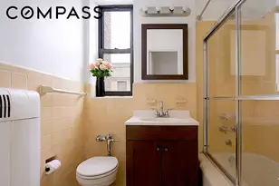 303 E 37th St, New York City, NY 10016 - Photo 10