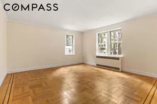 303 E 37th St, New York City, NY 10016 - Photo 2