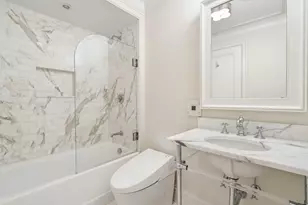 641 5th Ave, New York City, NY 10022 - Photo 12