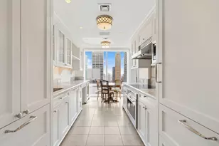 641 5th Ave, New York City, NY 10022 - Photo 4