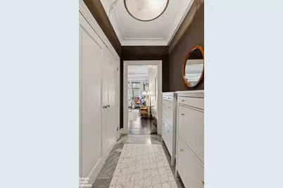 125 E 63rd Street #4C, New York City, NY 10065 - Photo 4