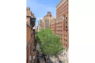 126 W 73rd St, New York City, NY 10023 - Photo 10