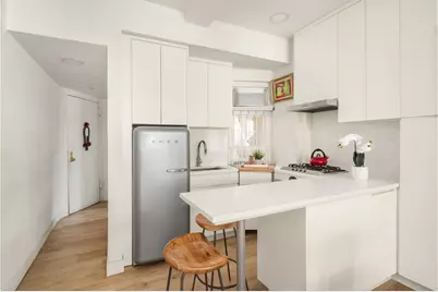 126 W 73rd Street #5C, New York City, NY 10023 - Photo 6