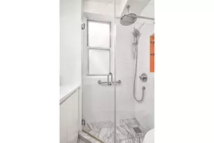 126 W 73rd St, New York City, NY 10023 - Photo 8