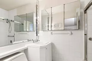 118 E 60th St, New York City, NY 10022 - Photo 6