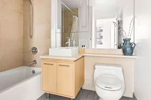 306 Gold St, New York City, NY 11201 - Photo 6