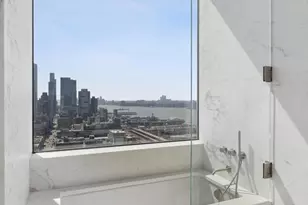 611 W 56th St, New York City, NY 10019 - Photo 16
