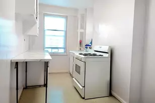 572 Grand St, New York City, NY 10002 - Photo 6