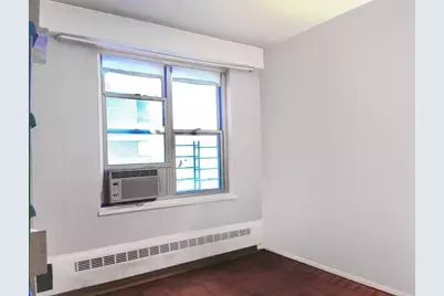 572 Grand Street #G604, New York City, NY 10002 - Photo 8