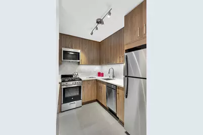 215 W 95th Street #2N, New York City, NY 10025 - Photo 4