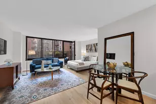 215 W 95th St, New York City, NY 10025 - Photo 2