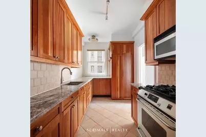 330 W 72nd Street #8C, New York City, NY 10023 - Photo 2