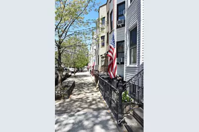 48 Hausman Street, New York City, NY 11222 - Photo 4