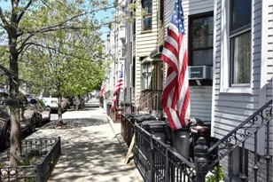 48 Hausman St, New York City, NY 11222 - Photo 4