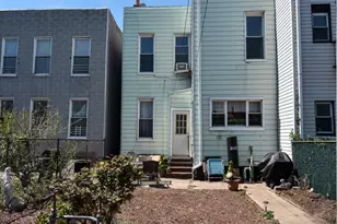 48 Hausman St, New York City, NY 11222 - Photo 14