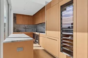 611 W 56th St, New York City, NY 10019 - Photo 4