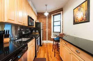330 E 94th St, New York City, NY 10128 - Photo 4
