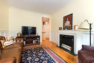 330 E 94th St, New York City, NY 10128 - Photo 2